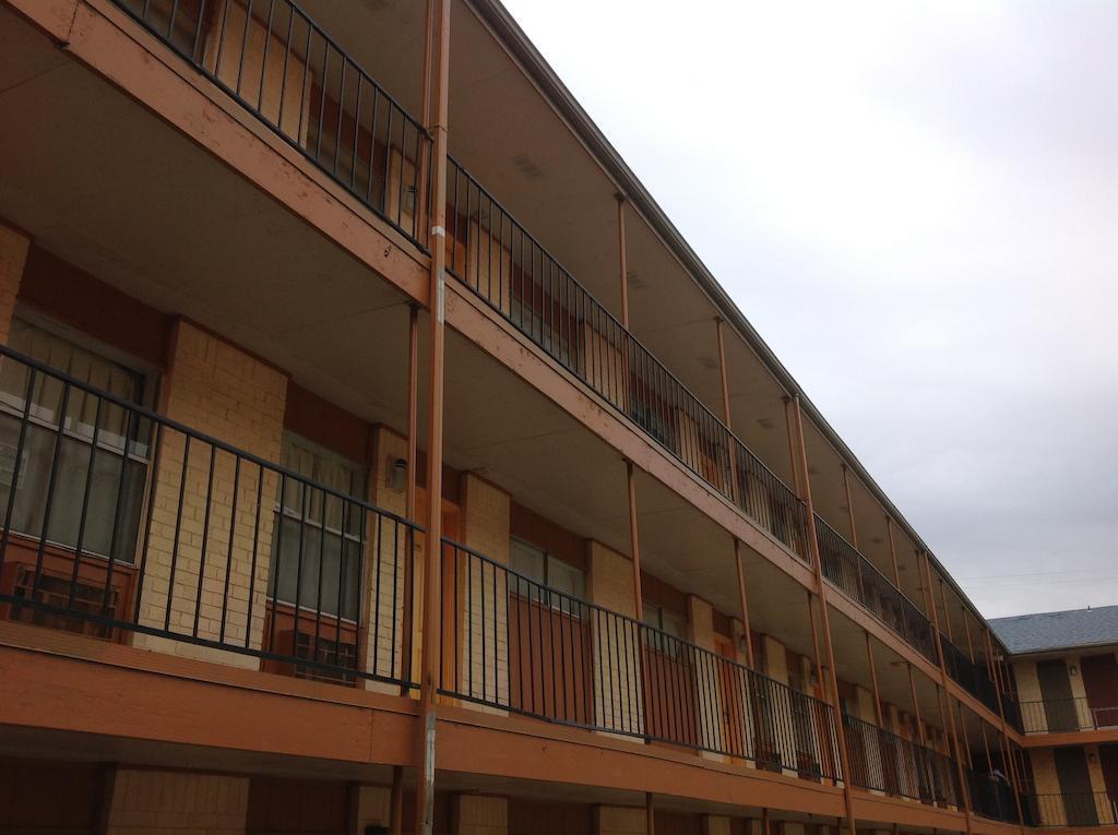 Express Inn Fort Worth Dış mekan fotoğraf