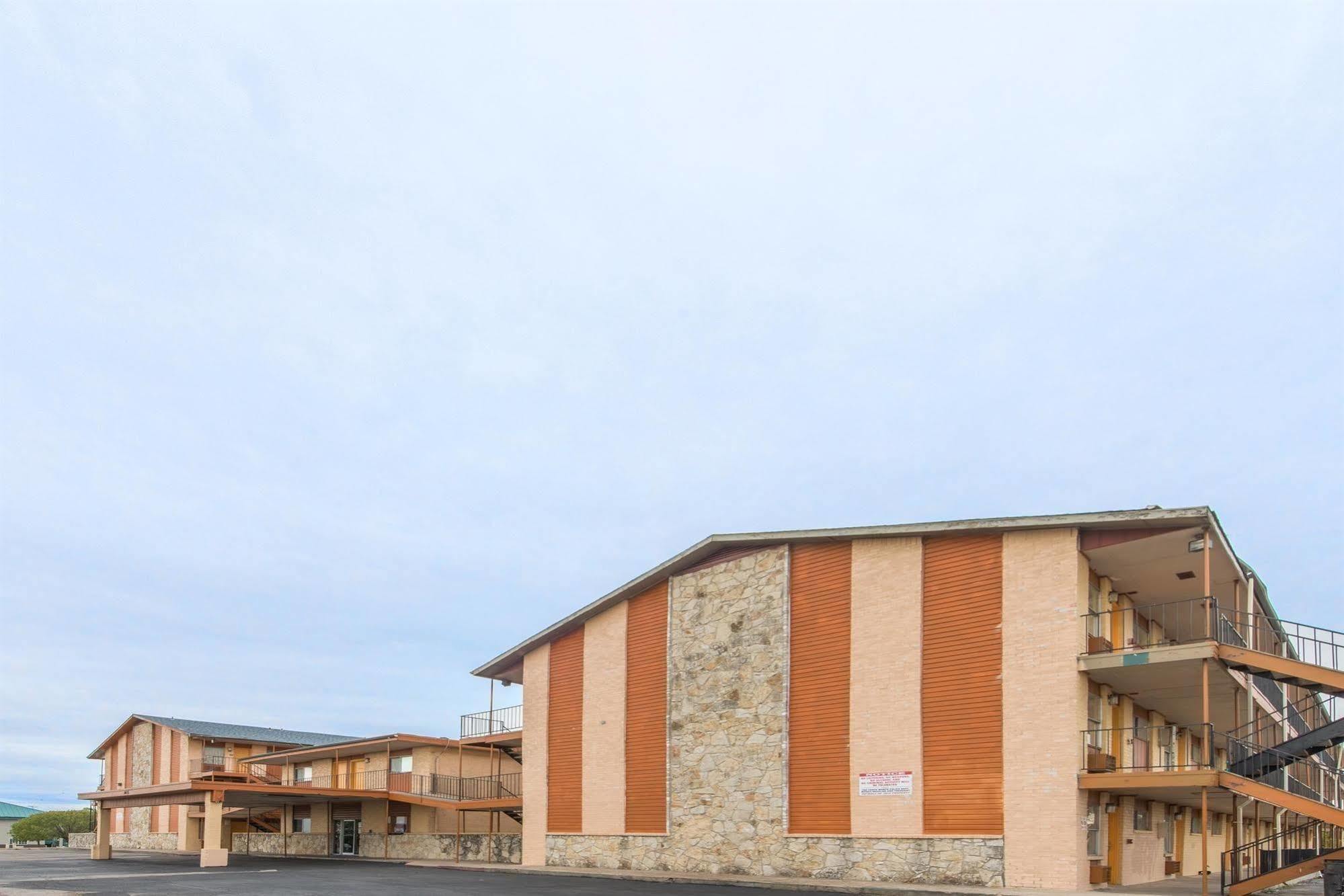 Express Inn Fort Worth Dış mekan fotoğraf